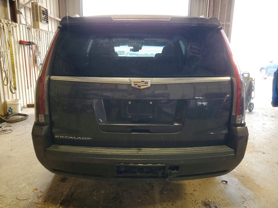 2018 Cadillac Escalade მანქანა იყიდება აუქციონზე, vin: 1GYS3CKJ3JR286635, აუქციონის ნომერი: 57641816