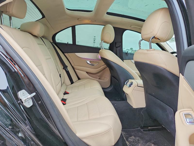 Продажа на аукционе авто 2016 Mercedes-benz C, vin: 55SWF4KB5GU106534, номер лота: 58195256