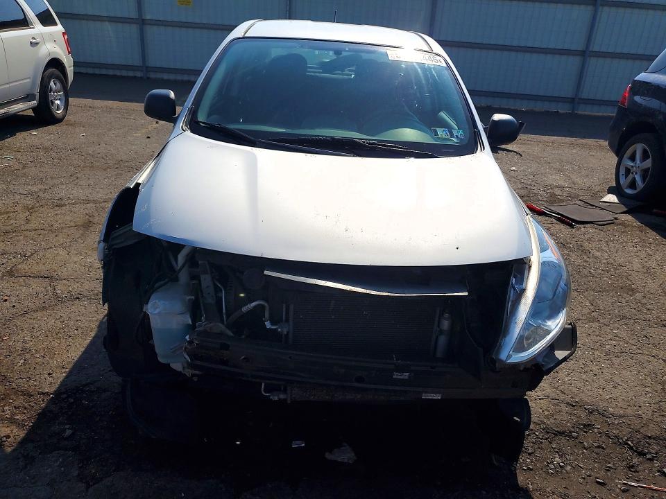 59111446 :رقم المزاد ، 3N1CN7AP9FL863672 vin ، 2015 Nissan Versa مزاد بيع