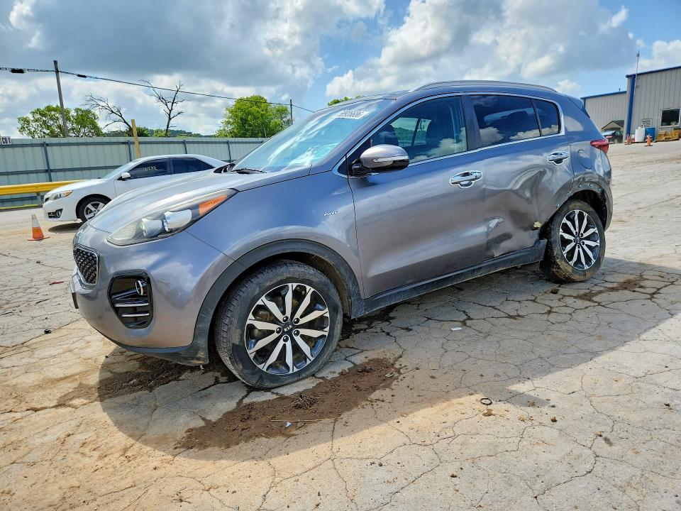 2017 Kia Sportage მანქანა იყიდება აუქციონზე, vin: KNDPNCAC2H7084528, აუქციონის ნომერი: 58926686
