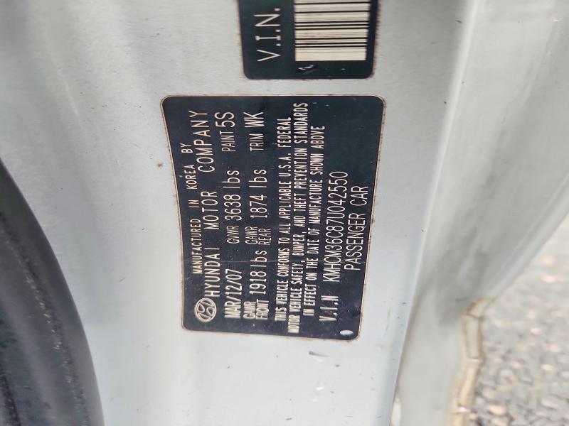 Auction sale of the 2007 Hyundai Accent Gls Automatic, vin: KMHCM36C87U042550, lot number: 58253936