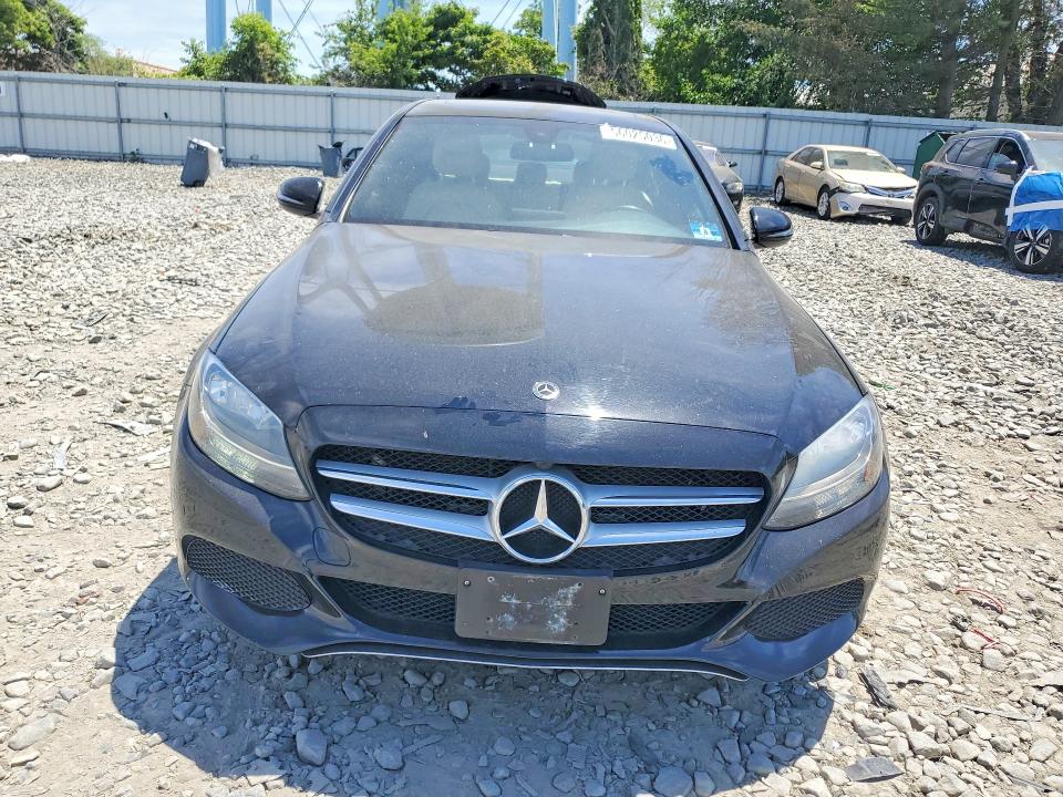 2018 Mercedes-benz C მანქანა იყიდება აუქციონზე, vin: 55SWF4KB4JU249563, აუქციონის ნომერი: 56025036