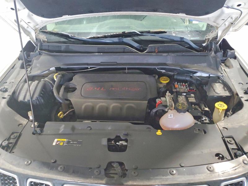 57429106 :رقم المزاد ، 3C4NJCBB8JT194526 vin ، 2018 Jeep Compass مزاد بيع