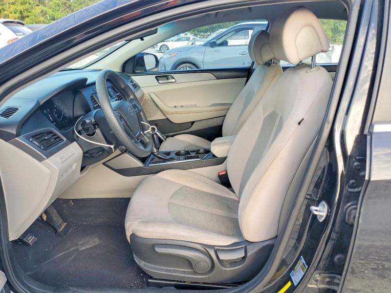 2017 Hyundai Sonata მანქანა იყიდება აუქციონზე, vin: 5NPE24AF3HH587139, აუქციონის ნომერი: 58902066