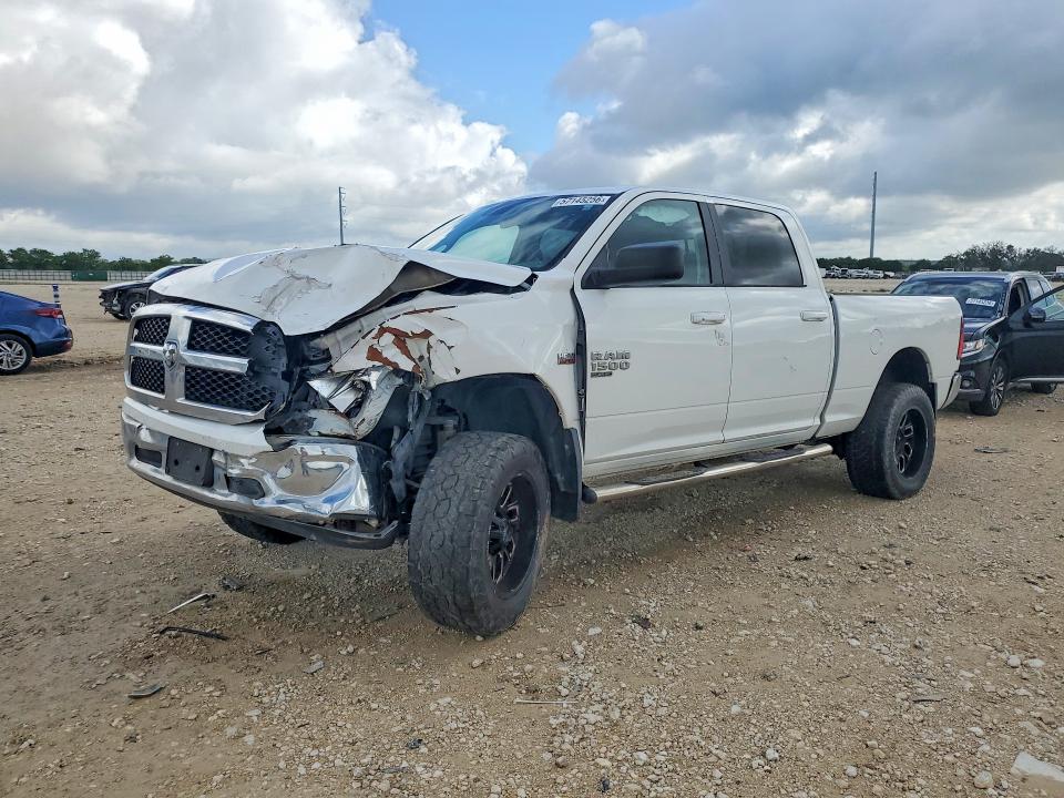 57145256 :رقم المزاد ، 1C6RR7TTXKS571537 vin ، 2019 Ram 1500 Classic مزاد بيع