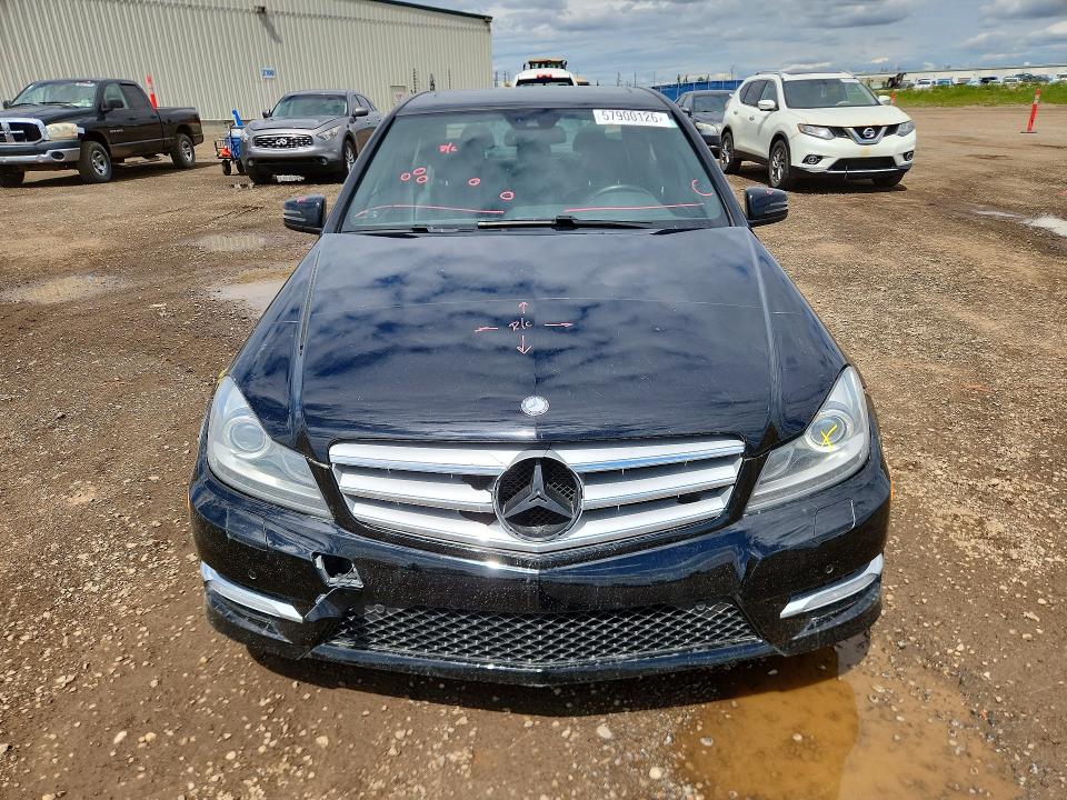 57900126 :رقم المزاد ، WDDGF8AB1DA869319 vin ، 2013 Mercedes-benz C مزاد بيع
