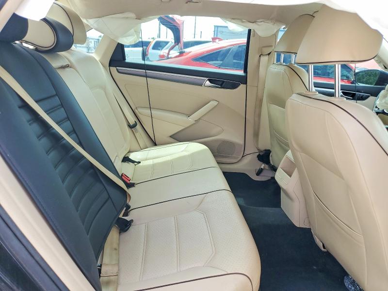 Продажа на аукционе авто 2018 Volkswagen Passat, vin: 1VWAA7A32JC010948, номер лота: 54843566