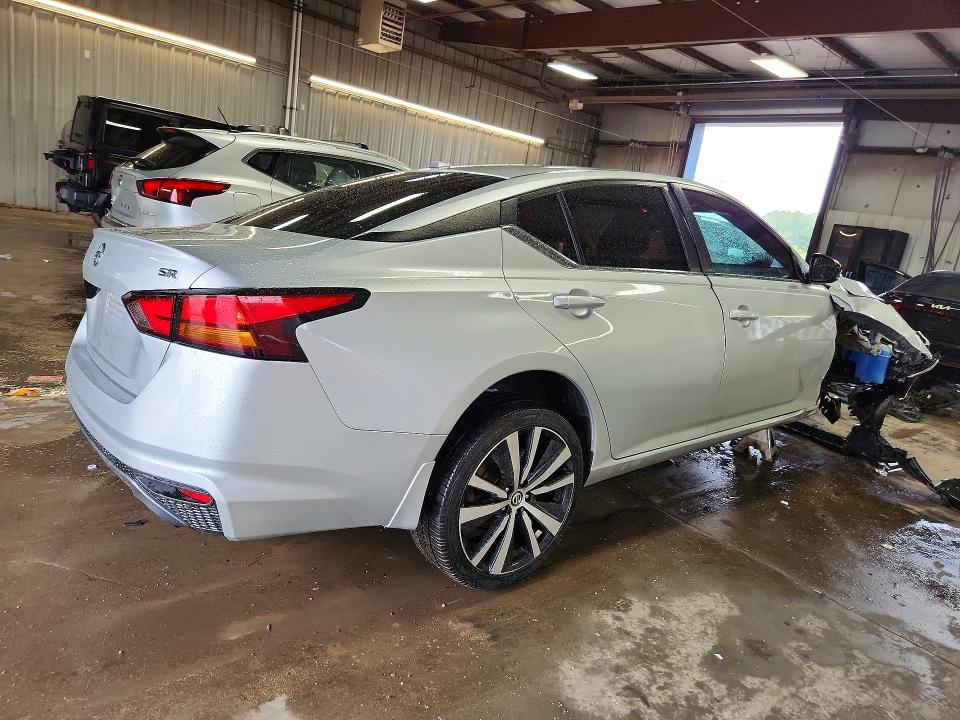 2019 Nissan Altima მანქანა იყიდება აუქციონზე, vin: 1N4BL4CV6KC225402, აუქციონის ნომერი: 58495506