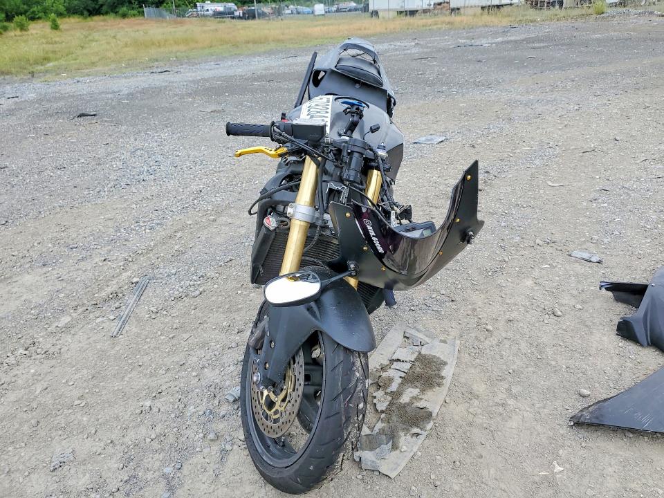 57928416 :رقم المزاد ، JH2PC37015M207906 vin ، 2005 Honda Cbr600 مزاد بيع