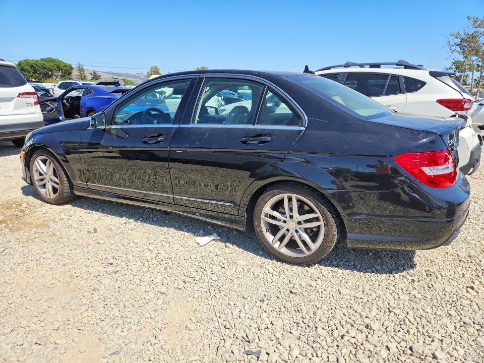 2014 Mercedes-benz C მანქანა იყიდება აუქციონზე, vin: WDDGF4HB0ER306389, აუქციონის ნომერი: 58277306