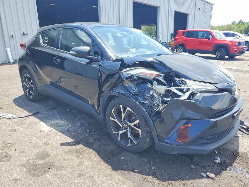 57940676 :رقم المزاد ، NMTKHMBX6JR029776 vin ، 2018 Toyota C-hr مزاد بيع