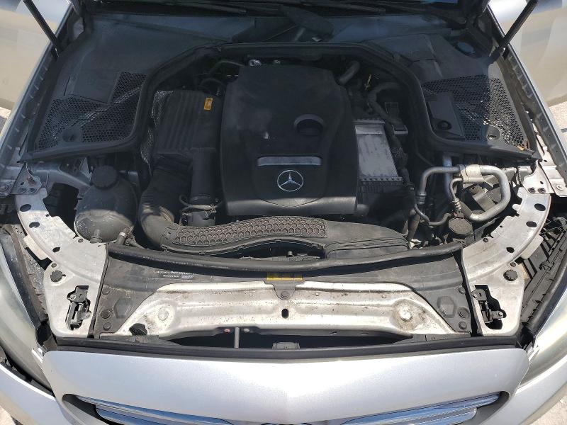 55880616 :رقم المزاد ، 55SWF4JB8JU246411 vin ، 2018 Mercedes-benz C مزاد بيع