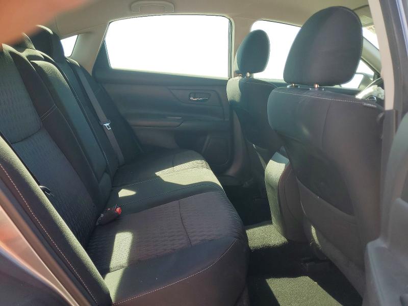 Продажа на аукционе авто 2018 Nissan Altima, vin: 1N4AL3AP7JC479192, номер лота: 58068796