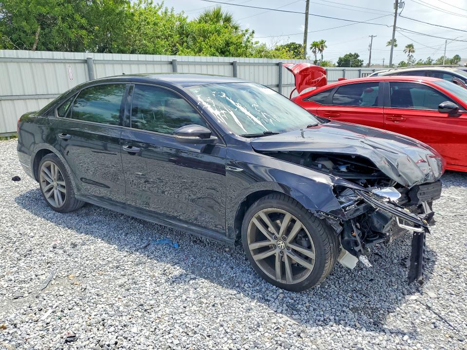 Продажа на аукционе авто 2018 Volkswagen Passat, vin: 1VWAA7A32JC010948, номер лота: 54843566