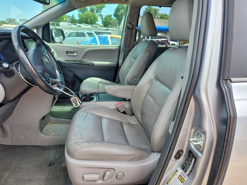 Продаж на аукціоні авто 2015 Toyota Sienna, vin: 5TDYK3DC3FS661580, номер лоту: 57314546