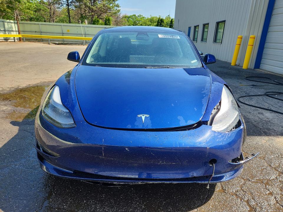 2022 Tesla Model 3 მანქანა იყიდება აუქციონზე, vin: 5YJ3E1EA9NF371320, აუქციონის ნომერი: 55988246