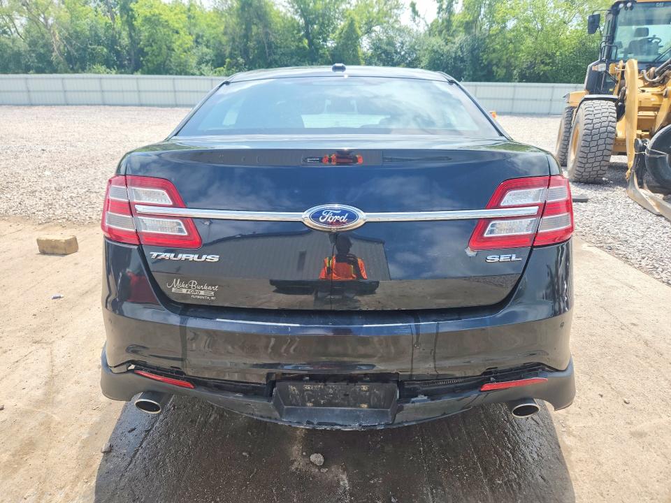 59137666 :رقم المزاد ، 1FAHP2E82FG177907 vin ، 2015 Ford Taurus مزاد بيع