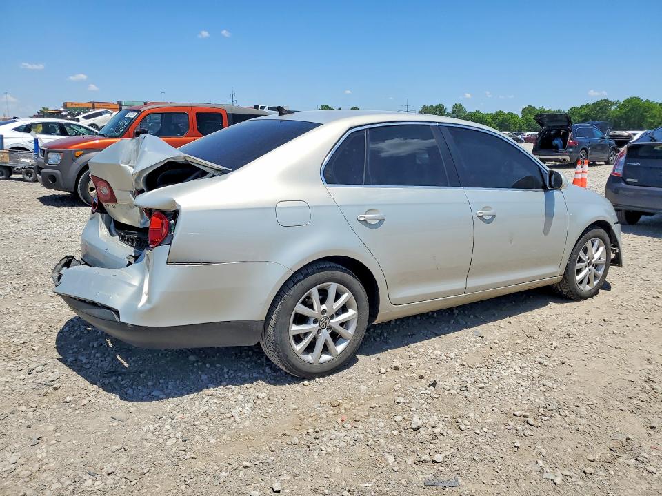 2010 Volkswagen Jetta მანქანა იყიდება აუქციონზე, vin: 3VWRZ7AJ6AM051205, აუქციონის ნომერი: 55748406