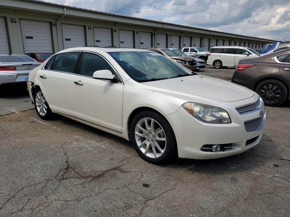 58213396 :رقم المزاد ، 1G1ZE5E76BF148013 vin ، 2011 Chevrolet Malibu مزاد بيع