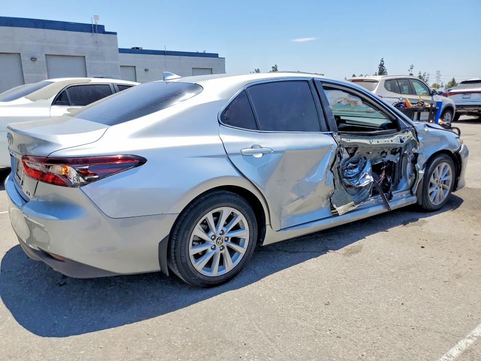 Aukcja sprzedaży 2022 Toyota Camry, vin: 4T1C11AK7NU006342, numer aukcji: 58647376