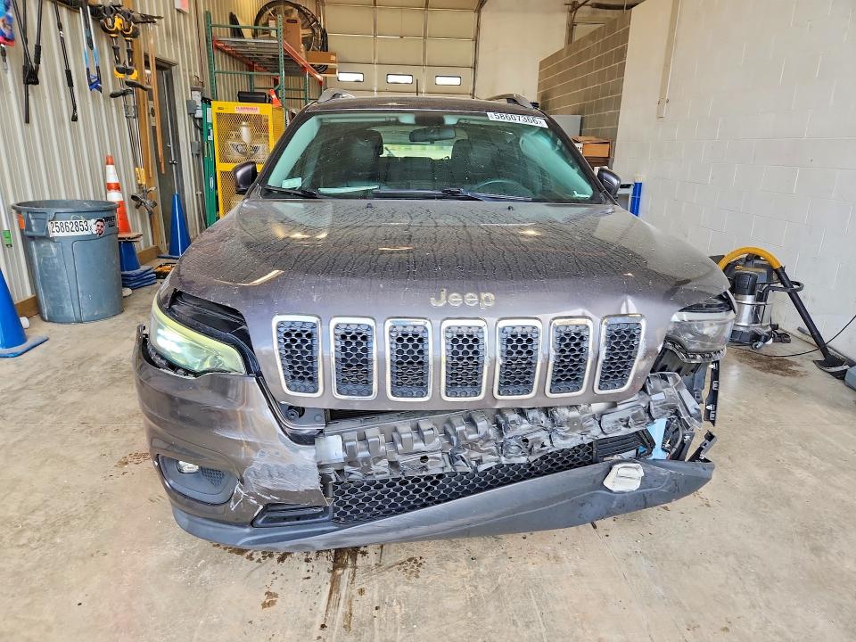 58607366 :رقم المزاد ، 1C4PJLLB8KD247238 vin ، 2019 Jeep Cherokee مزاد بيع
