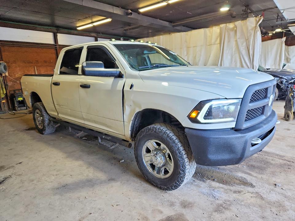 58213436 :رقم المزاد ، 3C63R3CJ9FG609818 vin ، 2015 Ram 3500 مزاد بيع