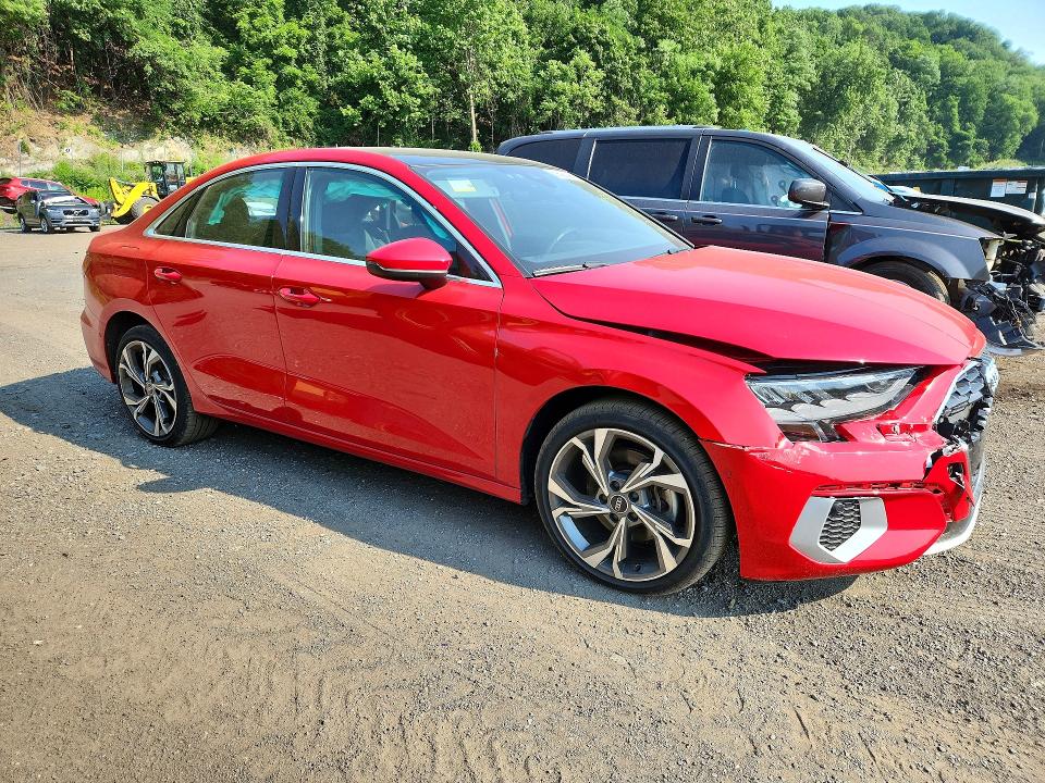 Продажа на аукционе авто 2022 Audi A3, vin: WAUGUDGY2NA023901, номер лота: 59095966