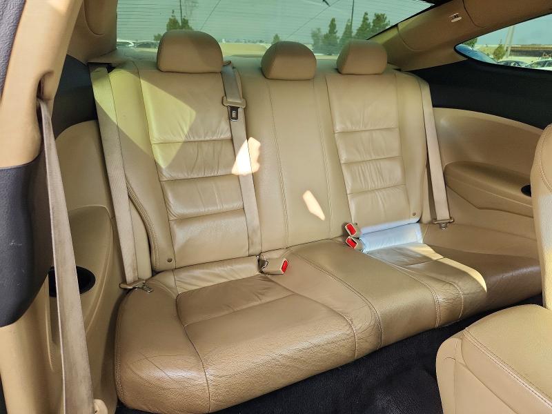 55962966 :رقم المزاد ، 1HGCS2B88BA007492 vin ، 2011 Honda Accord مزاد بيع