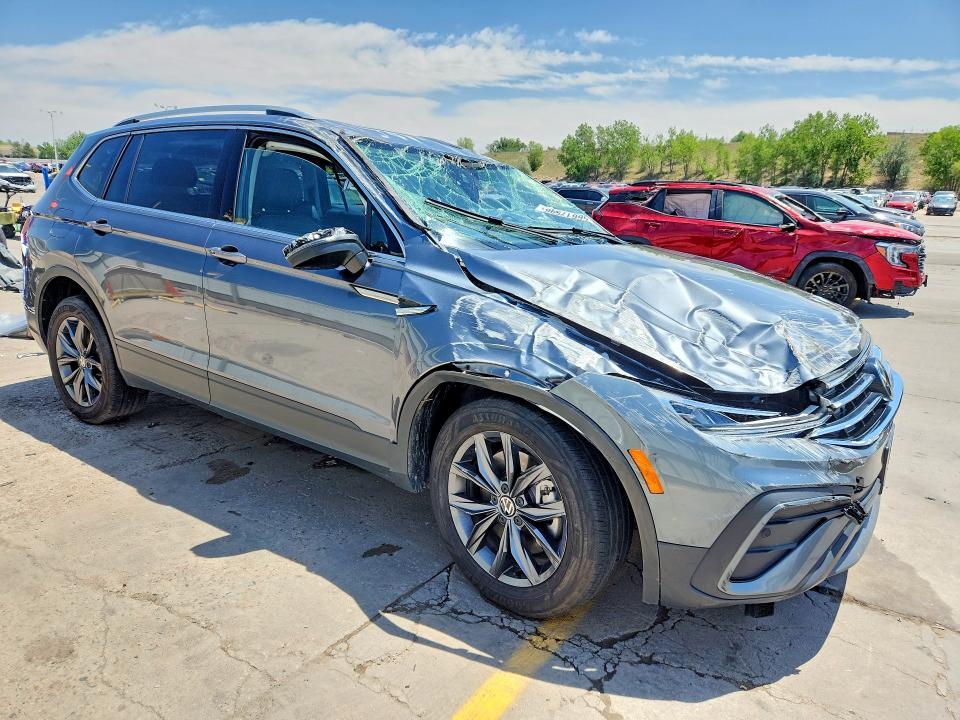 56617596 :رقم المزاد ، 3VVMB7AX1RM011228 vin ، 2024 Volkswagen Tiguan مزاد بيع
