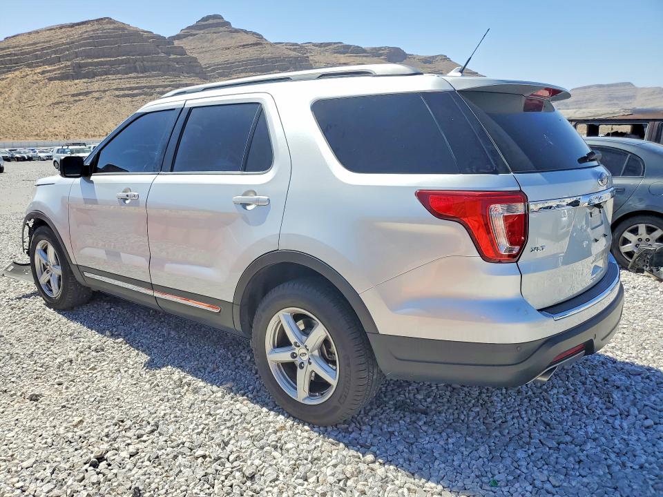 57075176 :رقم المزاد ، 1FM5K7D80JGB79685 vin ، 2018 Ford Explorer مزاد بيع