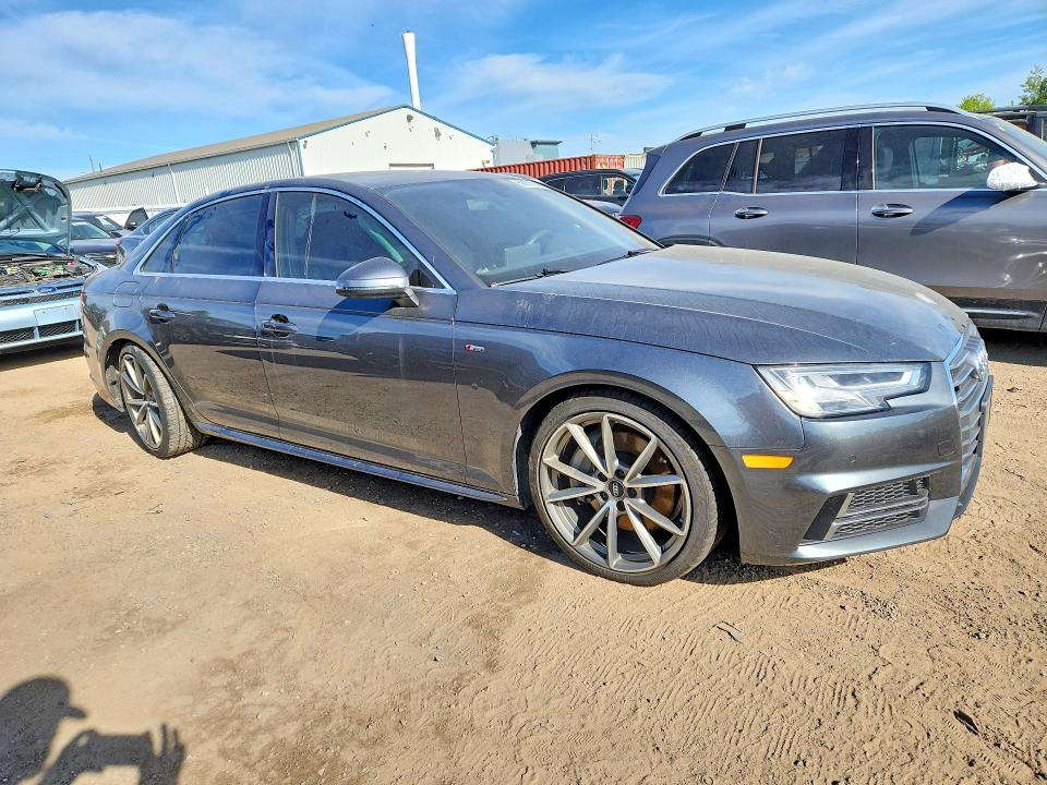 Продажа на аукционе авто 2017 Audi A4, vin: WAUFNAF41HN032379, номер лота: 58311876