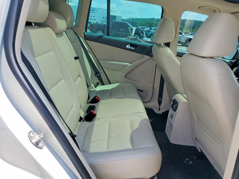 Aukcja sprzedaży 2015 Volkswagen Tiguan, vin: WVGBV7AXXFW568983, numer aukcji: 55656636