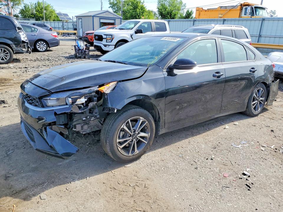 56103096 :رقم المزاد ، 3KPF24AD6RE830662 vin ، 2024 Kia Forte مزاد بيع