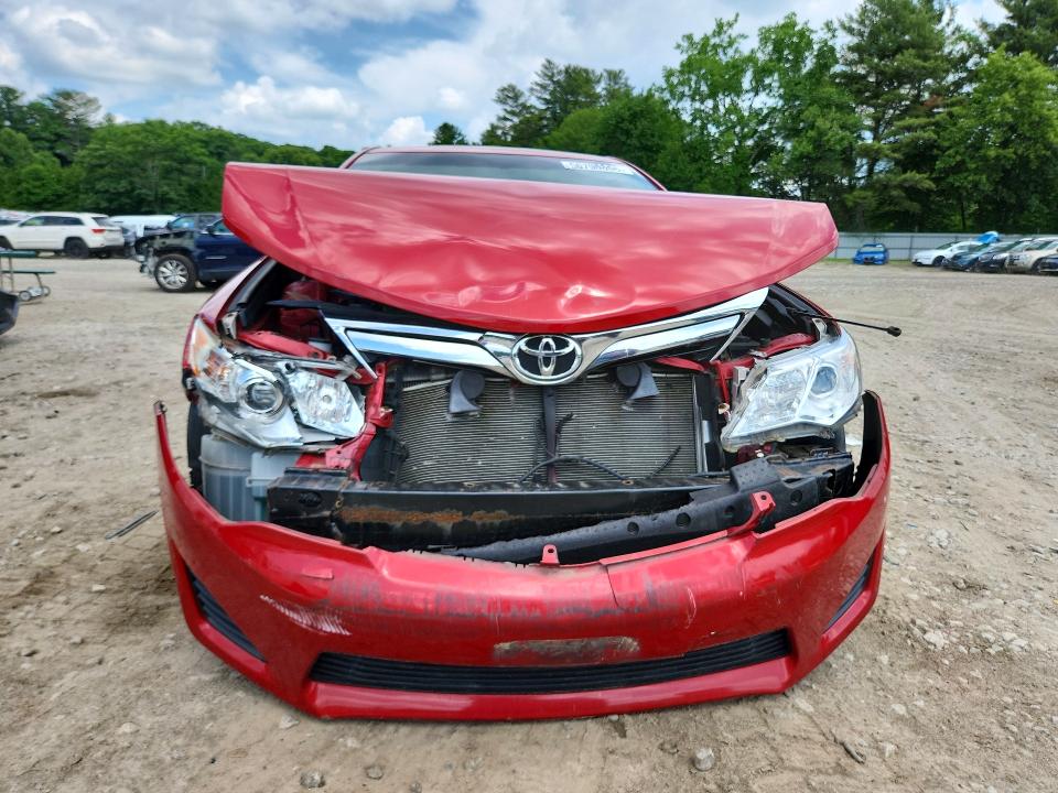56798886 :رقم المزاد ، 4T4BF1FKXER436281 vin ، 2014 Toyota Camry مزاد بيع