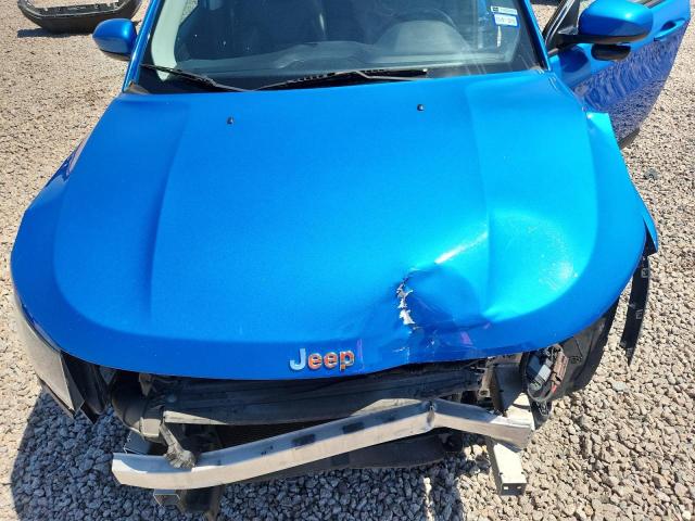 55767906 :رقم المزاد ، 3C4NJDBB8JT290632 vin ، 2018 Jeep Compass مزاد بيع