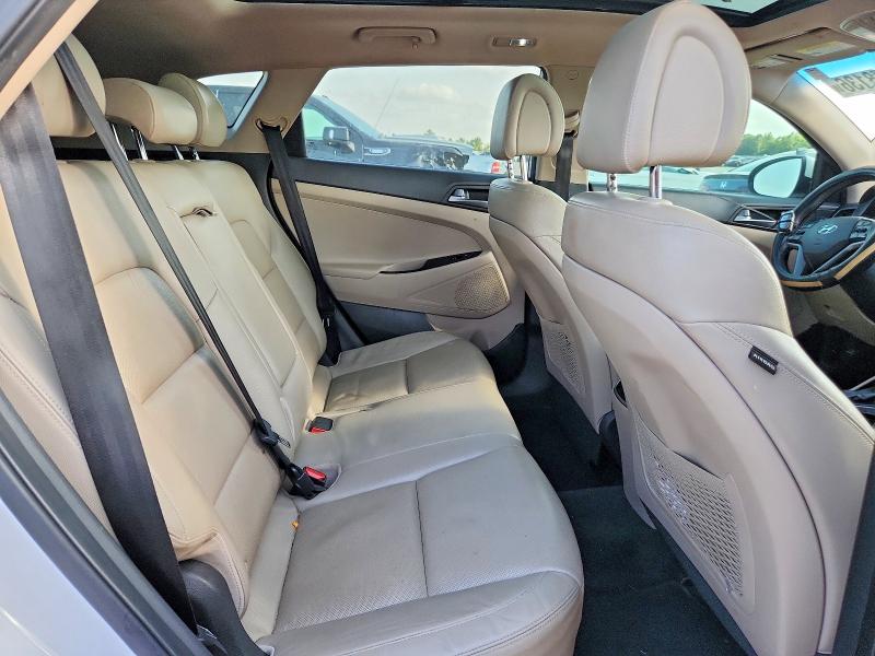 58978136 :رقم المزاد ، KM8J33A29GU253233 vin ، 2016 Hyundai Tucson مزاد بيع