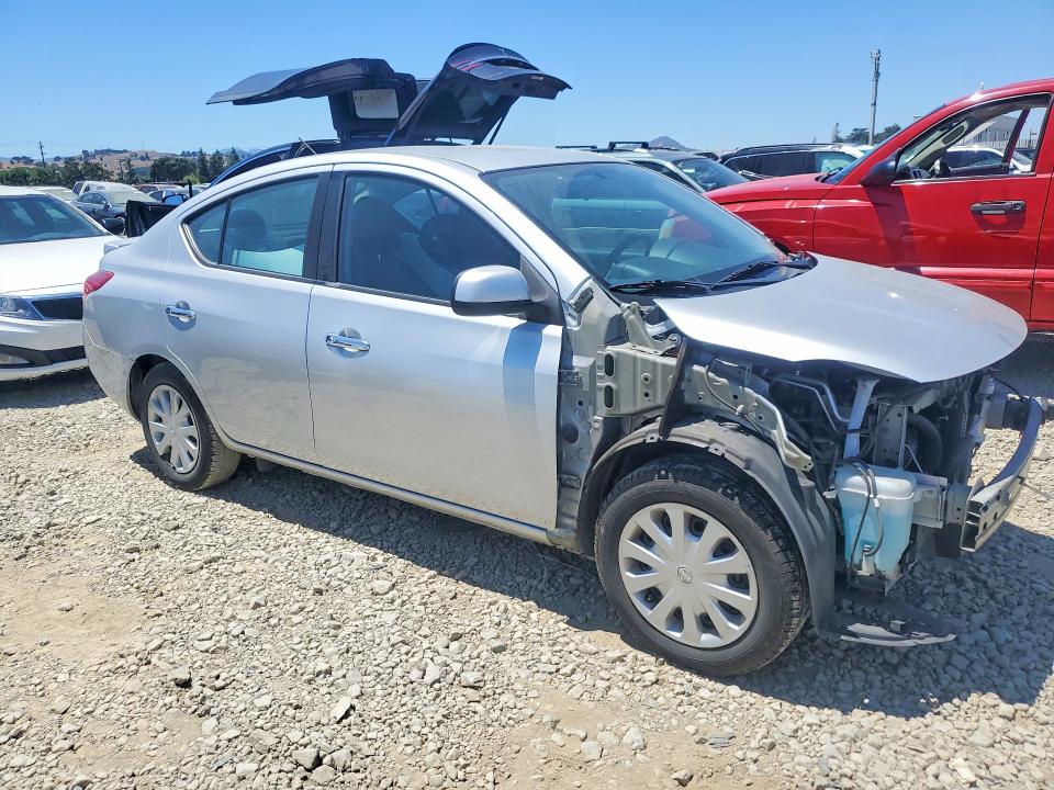 2013 Nissan Versa მანქანა იყიდება აუქციონზე, vin: 3N1CN7AP6DL868700, აუქციონის ნომერი: 58947456