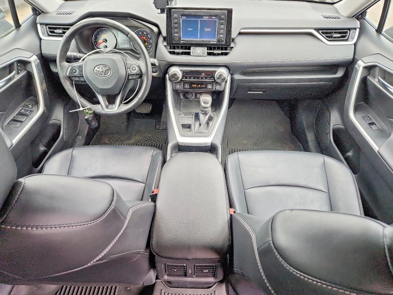 56313056 :رقم المزاد ، 2T3A1RFV3MC185026 vin ، 2021 Toyota Rav4 مزاد بيع