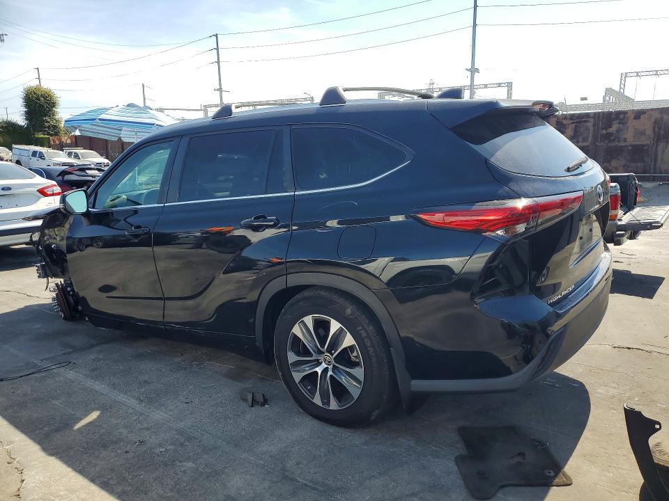 55914636 :رقم المزاد ، 5TDKDRBH9PS509273 vin ، 2023 Toyota Highlander مزاد بيع