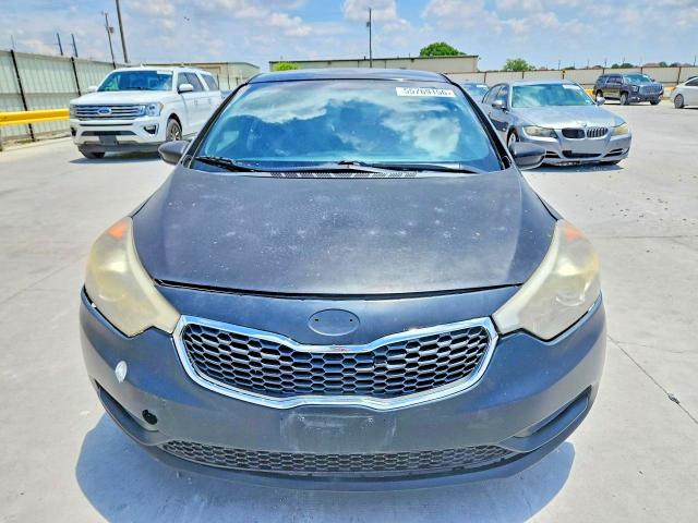 Продажа на аукционе авто 2016 Kia Forte, vin: KNAFK4A61G5503058, номер лота: 55769156