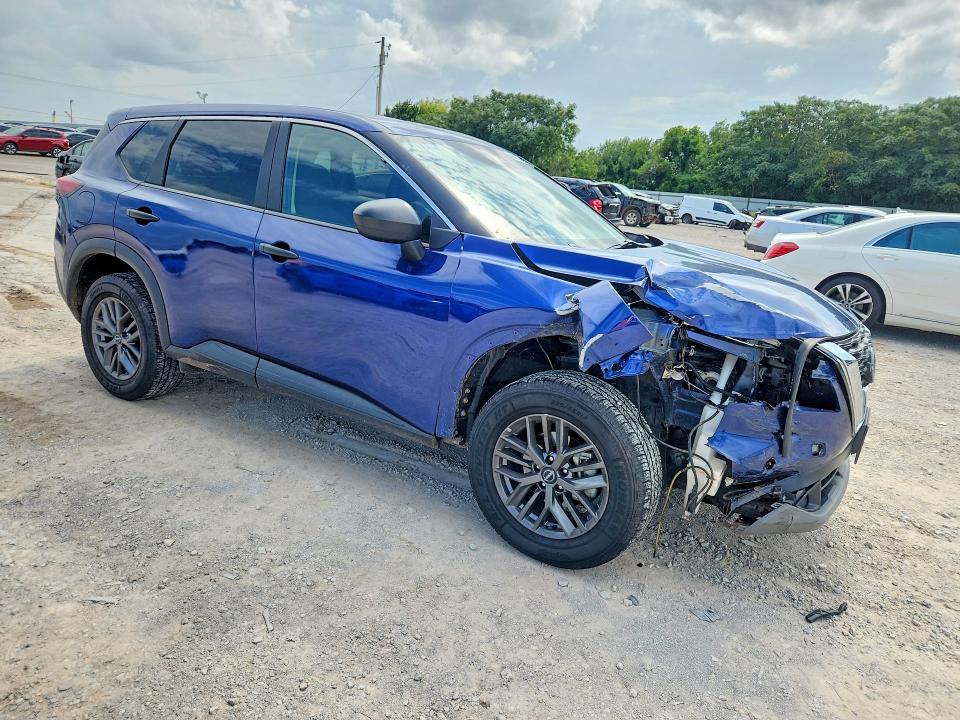 Продажа на аукционе авто 2023 Nissan Rogue, vin: 5N1BT3AB3PC782557, номер лота: 58825536
