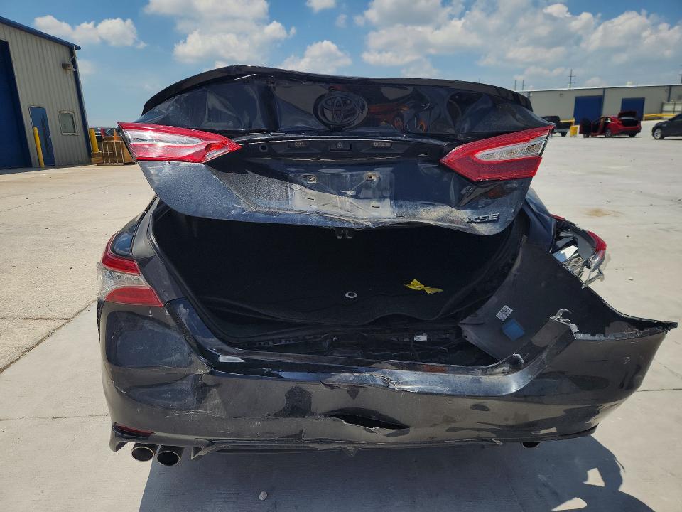Продаж на аукціоні авто 2018 Toyota Camry, vin: 4T1BZ1HKXJU014584, номер лоту: 55739796