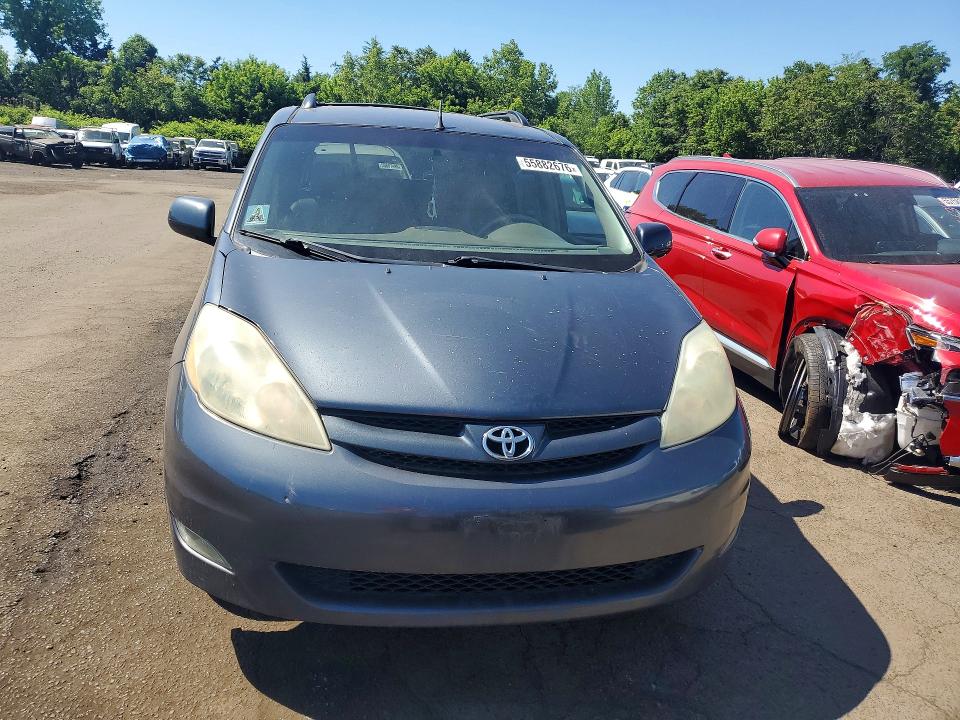 55882676 :رقم المزاد ، 5TDBA22C16S071951 vin ، 2006 Toyota Sienna مزاد بيع
