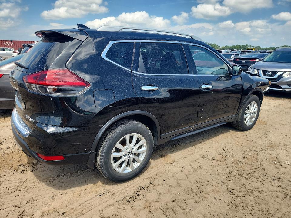 Продажа на аукционе авто 2018 Nissan Rogue, vin: 5N1AT2MV8JC814213, номер лота: 58590336