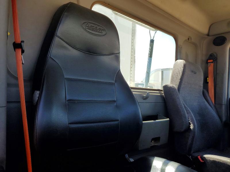 Продажа на аукционе авто 2018 Peterbilt 579, vin: 1XPBA48X5JD478146, номер лота: 53847456