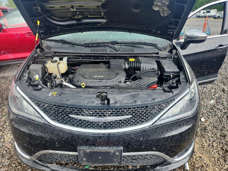 56103626 :رقم المزاد ، 2C4RC1GG0HR838036 vin ، 2017 Chrysler Pacifica مزاد بيع