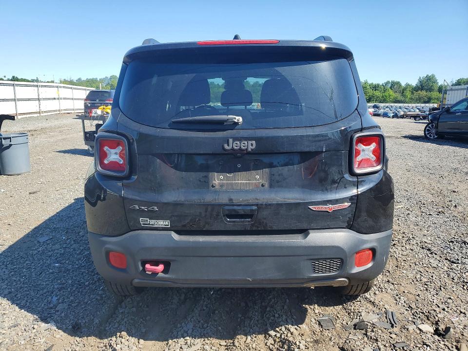 55445716 :رقم المزاد ، ZACCJBCB0JPJ08484 vin ، 2018 Jeep Renegade مزاد بيع