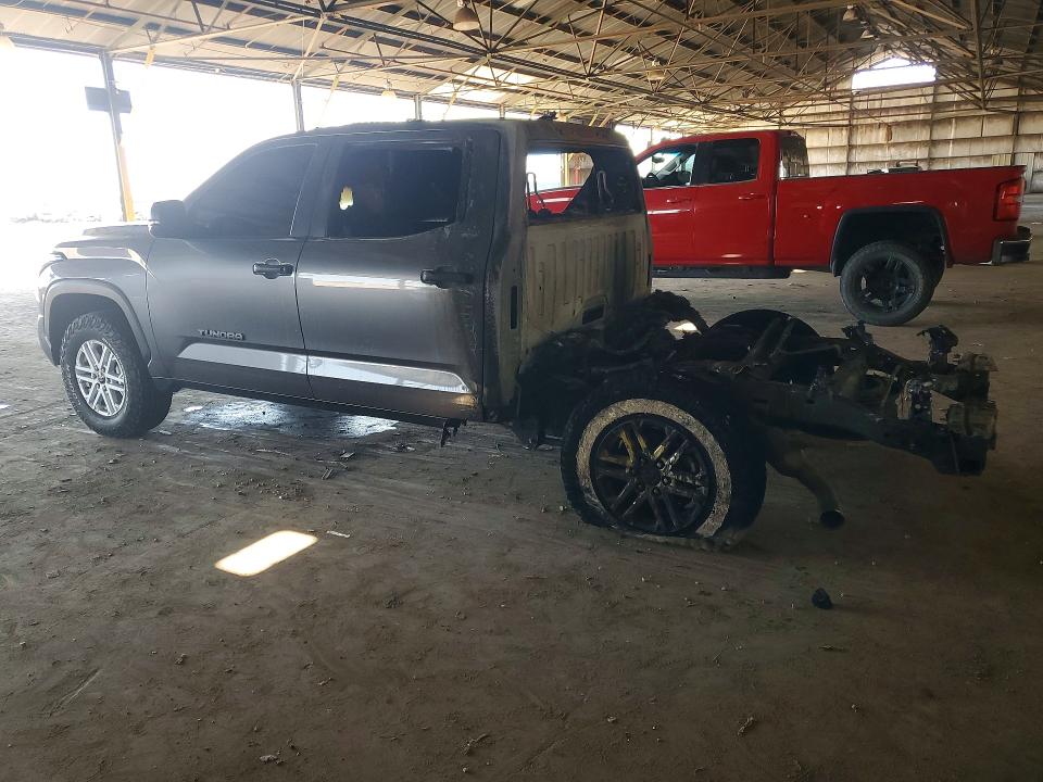 Продажа на аукционе авто 2025 Toyota Tundra, vin: 5TFLA5DBXSX259611, номер лота: 56145176