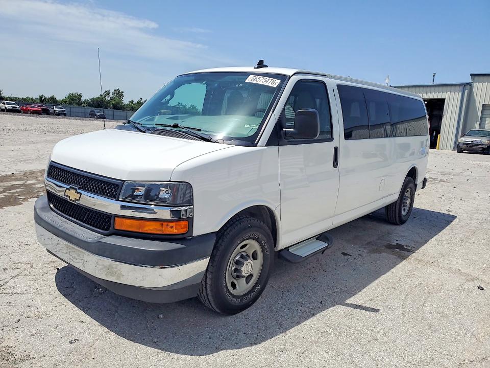 56575476 :رقم المزاد ، 1GAZGPFG1H1126978 vin ، 2017 Chevrolet Express G3500 مزاد بيع