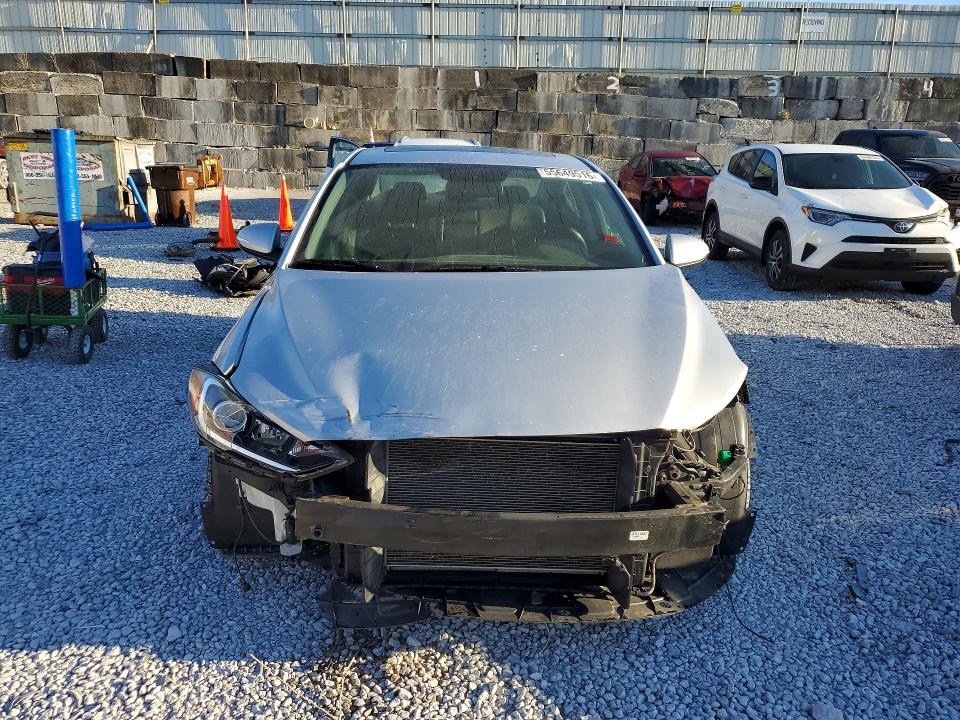2017 Hyundai Elantra მანქანა იყიდება აუქციონზე, vin: KMHD84LF6HU267029, აუქციონის ნომერი: 55649516